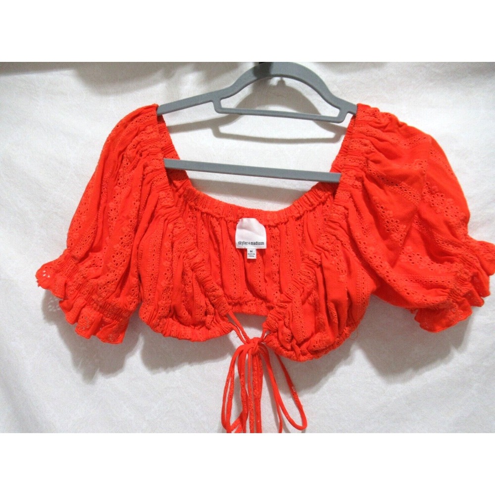 Skylar + Madison Size Medium Orange Cropped Eyelet Blouse Boho‎ Festival